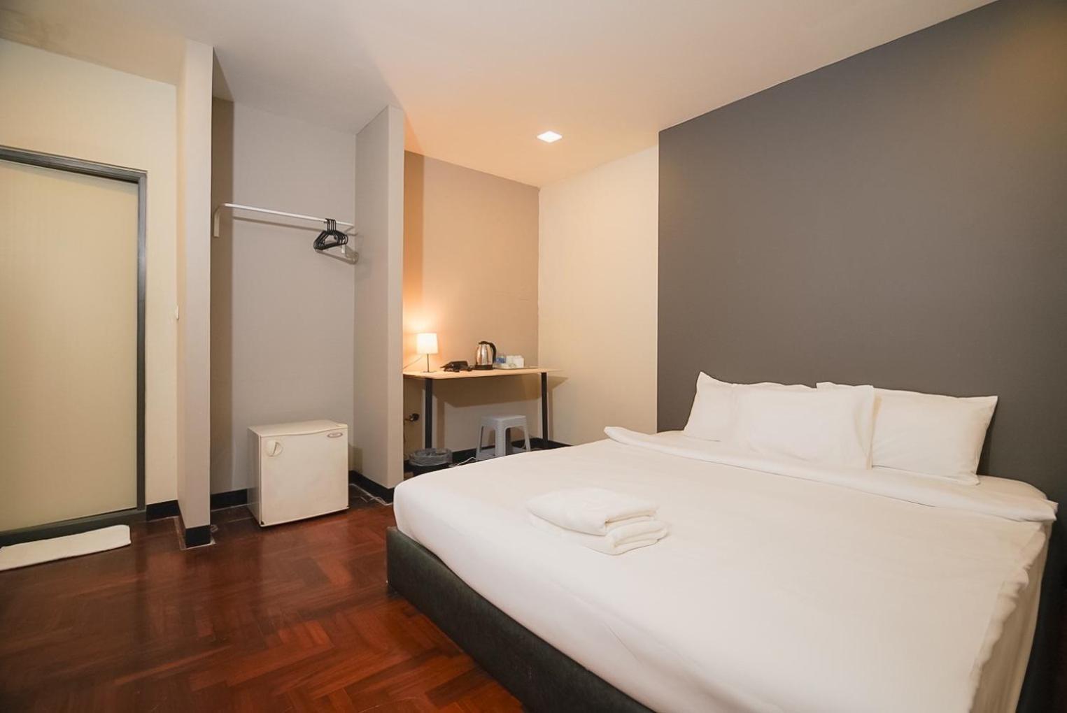 בנגקוק Go Inn Silom - Bts Saint Louis โกอินน์ สีลม - สถานีรถไฟฟ้าเซนต์หลุยส์ X מראה חיצוני תמונה