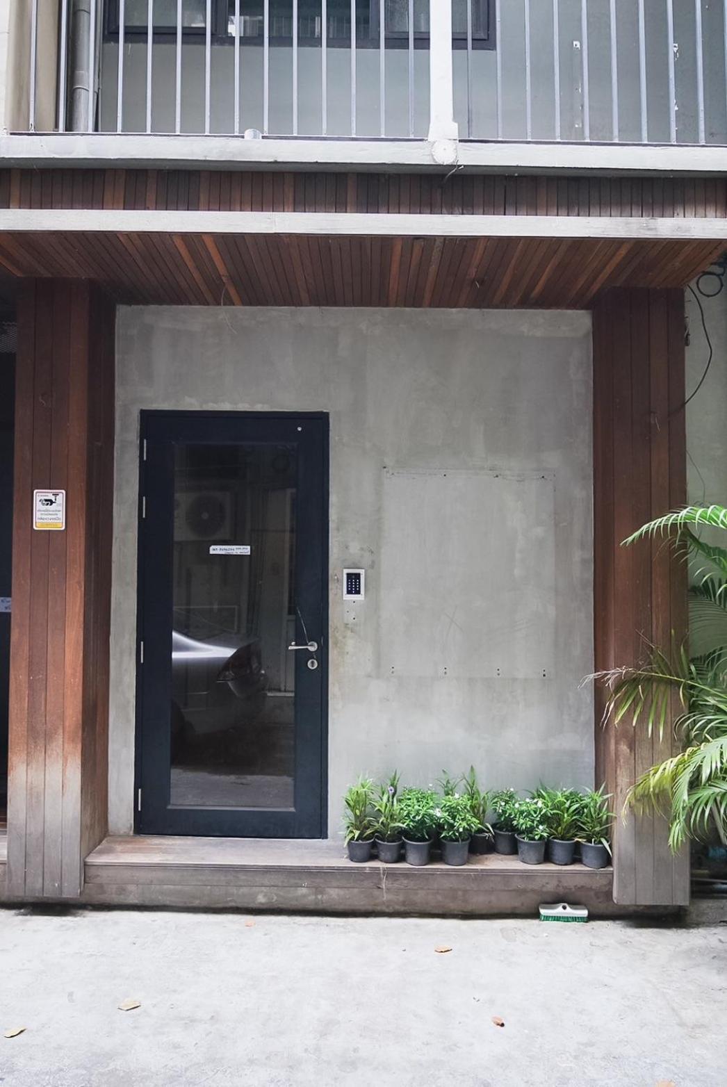 בנגקוק Go Inn Silom - Bts Saint Louis โกอินน์ สีลม - สถานีรถไฟฟ้าเซนต์หลุยส์ X מראה חיצוני תמונה