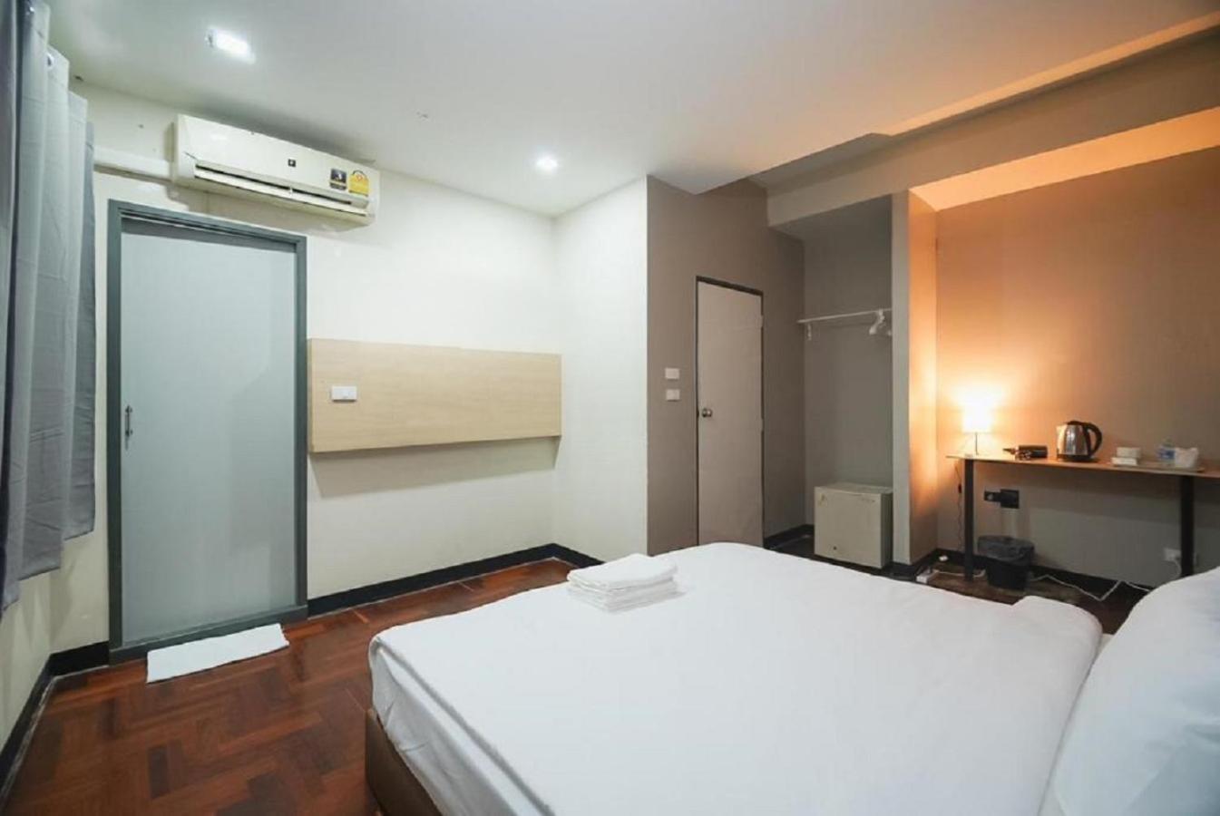 בנגקוק Go Inn Silom - Bts Saint Louis โกอินน์ สีลม - สถานีรถไฟฟ้าเซนต์หลุยส์ X מראה חיצוני תמונה