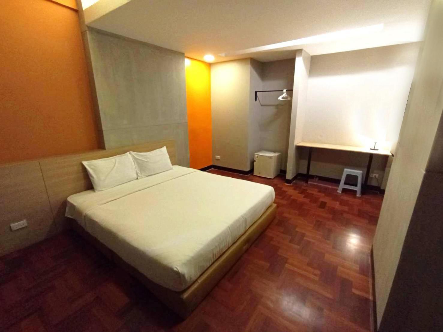 בנגקוק Go Inn Silom - Bts Saint Louis โกอินน์ สีลม - สถานีรถไฟฟ้าเซนต์หลุยส์ X מראה חיצוני תמונה